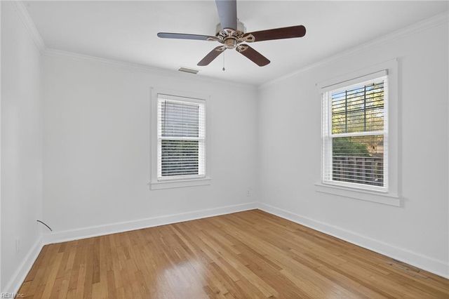 35 Westover RD, Newport News, VA 23601