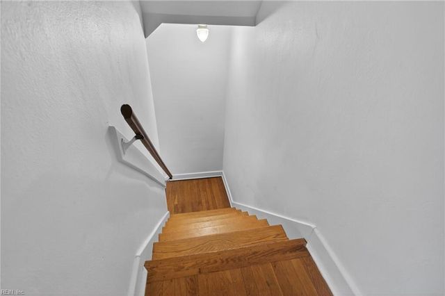 35 Westover RD, Newport News, VA 23601