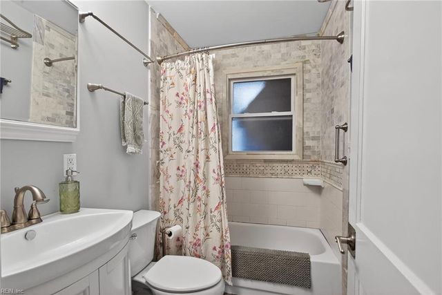 35 Westover RD, Newport News, VA 23601