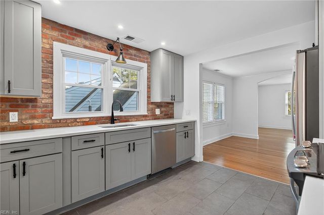 35 Westover RD, Newport News, VA 23601