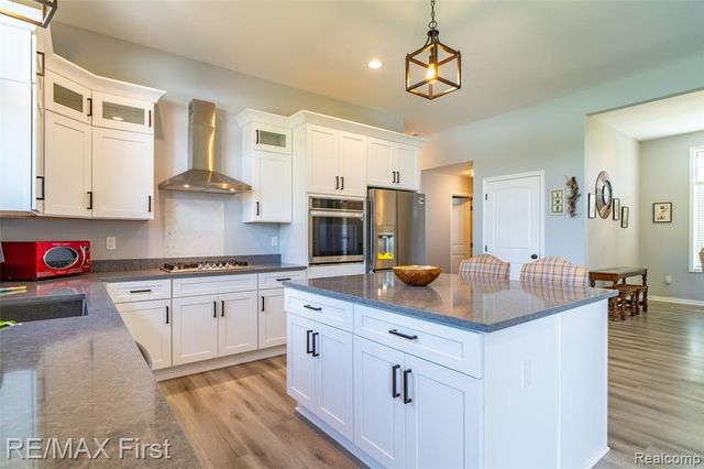 7065 Dryden Road, Almont, MI 48003