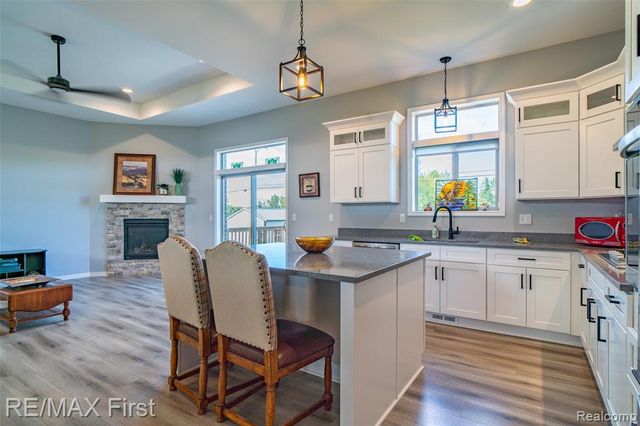 7065 Dryden Road, Almont, MI 48003