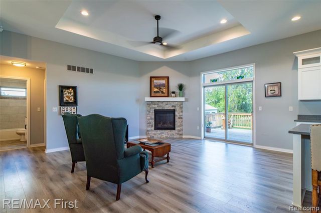 7065 Dryden Road, Almont, MI 48003