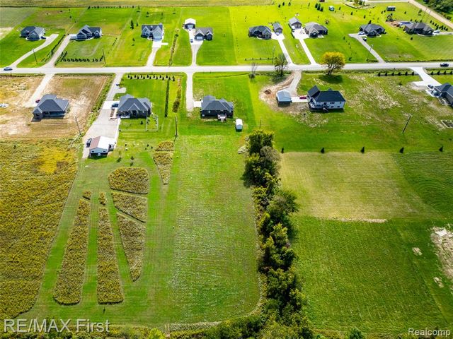 7065 Dryden Road, Almont, MI 48003