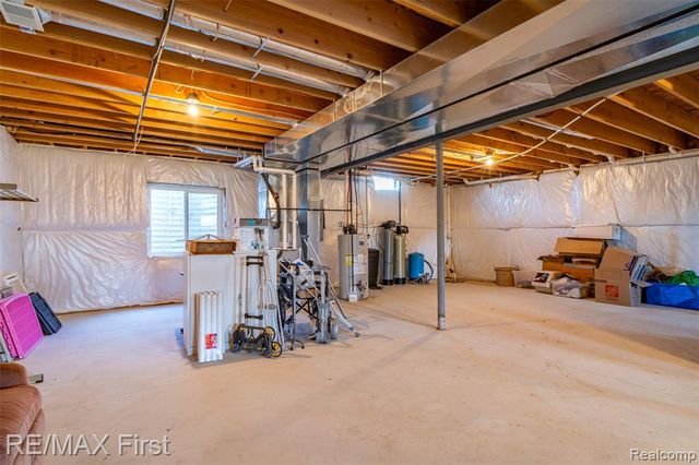 7065 Dryden Road, Almont, MI 48003