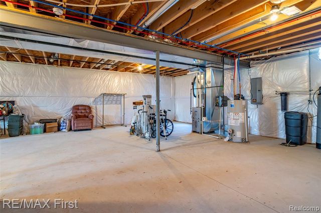 7065 Dryden Road, Almont, MI 48003