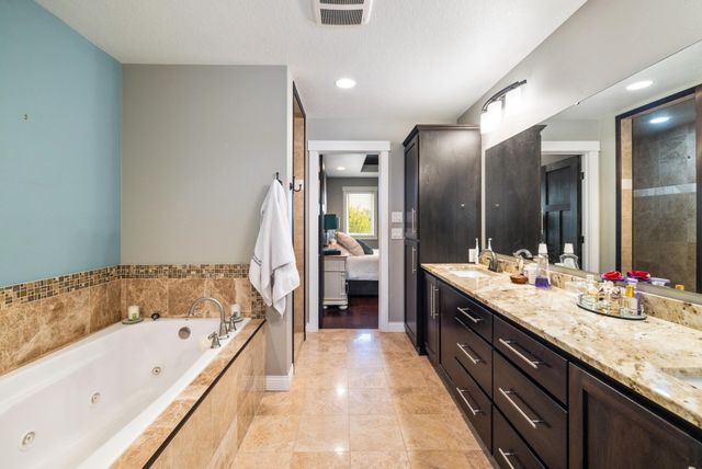 7229 15th Street S, Fargo, ND 58104