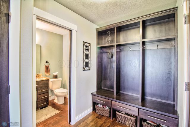 7229 15th Street S, Fargo, ND 58104