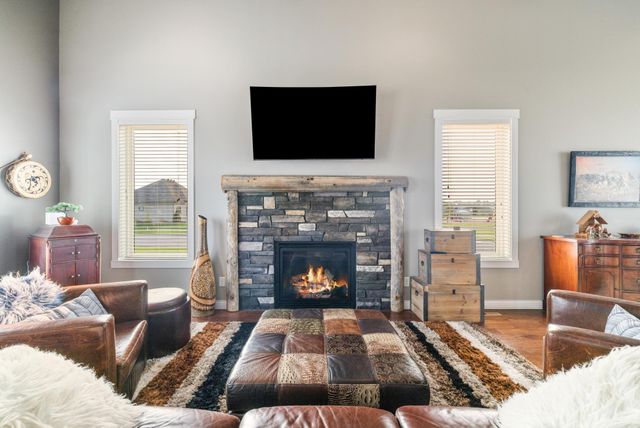 7229 15th Street S, Fargo, ND 58104