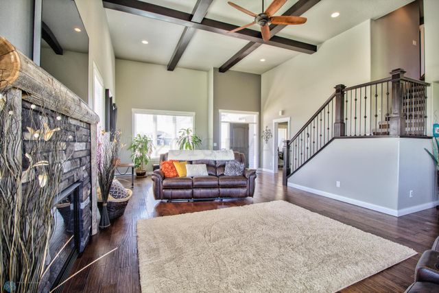 7229 15th Street S, Fargo, ND 58104