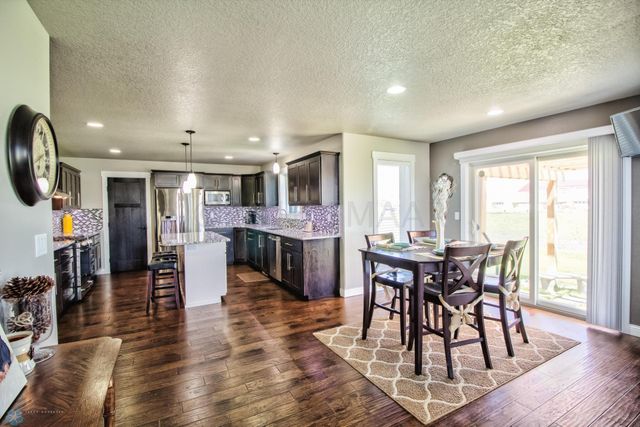 7229 15th Street S, Fargo, ND 58104