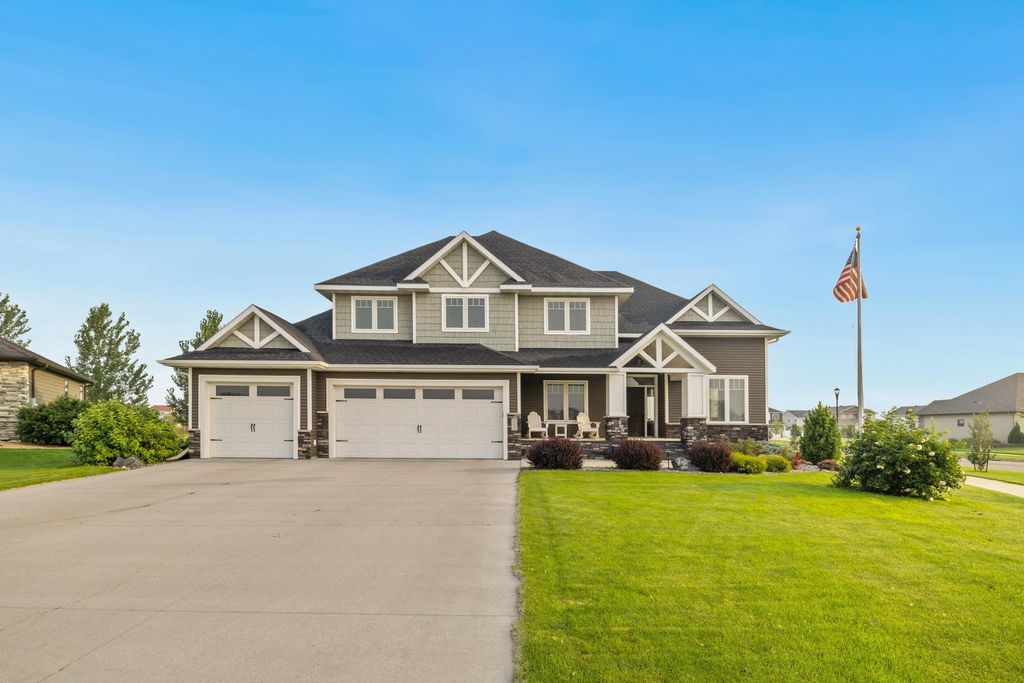 7229 15th Street S, Fargo, ND 58104