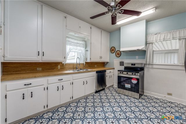 1106 S 11th Street, Temple, TX 76504