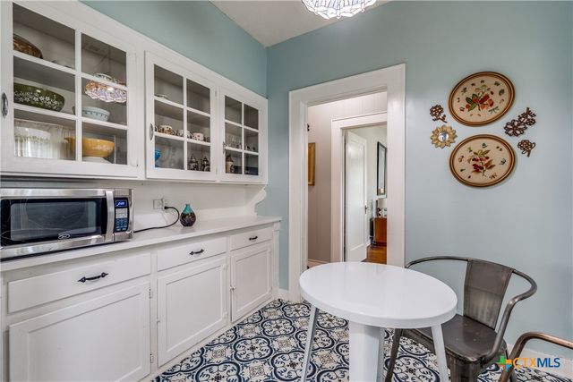 1106 S 11th Street, Temple, TX 76504