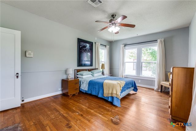 1106 S 11th Street, Temple, TX 76504