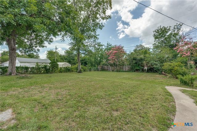 1106 S 11th Street, Temple, TX 76504