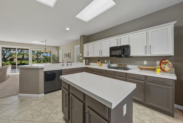 78347 Gray Hawk Drive, Palm Desert, CA 92211