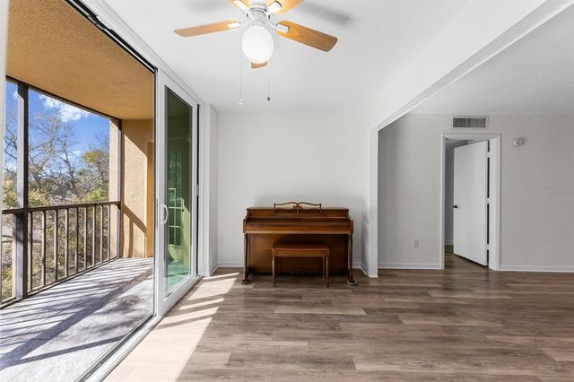 3076 EASTLAND BOULEVARD 404, Clearwater, FL 33761