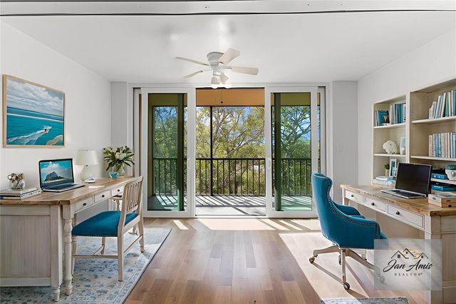 3076 EASTLAND BOULEVARD 404, Clearwater, FL 33761