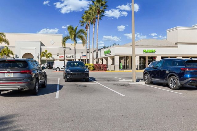 3076 EASTLAND BOULEVARD 404, Clearwater, FL 33761