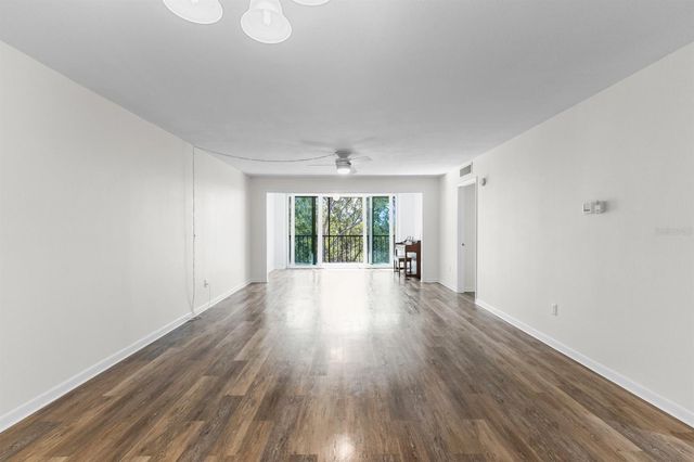 3076 EASTLAND BOULEVARD 404, Clearwater, FL 33761