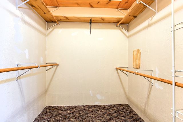 127 W Ave B, San Angelo, TX 76903
