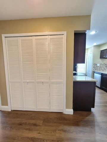 2310 PRIME CIRCLE B, Kissimmee, FL 34746