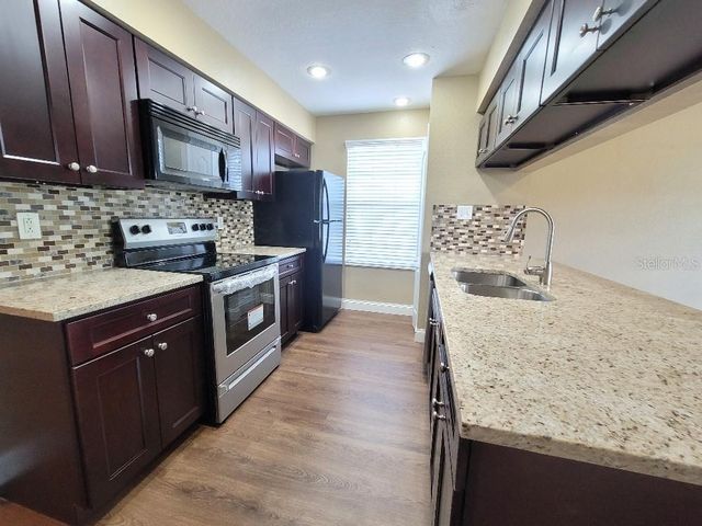 2310 PRIME CIRCLE B, Kissimmee, FL 34746