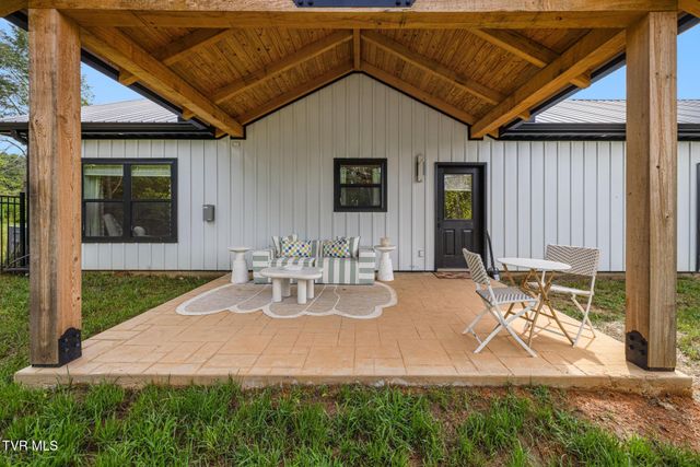 828 East Mckee East Street, Greeneville, TN 37743