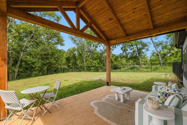 828 East Mckee East Street, Greeneville, TN 37743