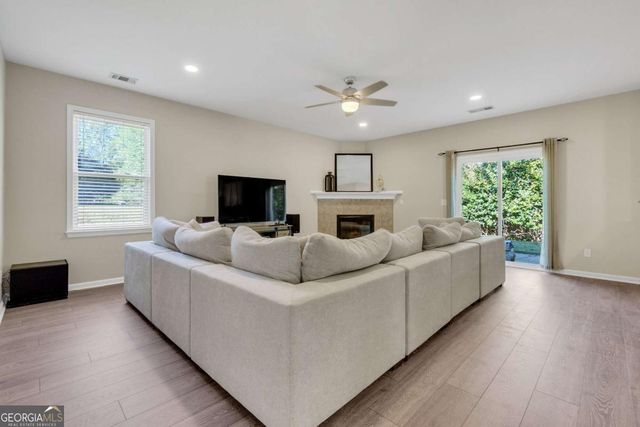 4950 Fieldstone View Circle, Cumming, GA 30028