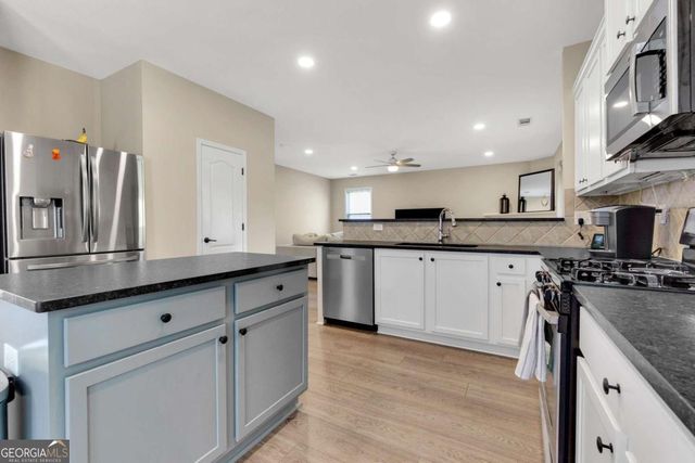 4950 Fieldstone View Circle, Cumming, GA 30028