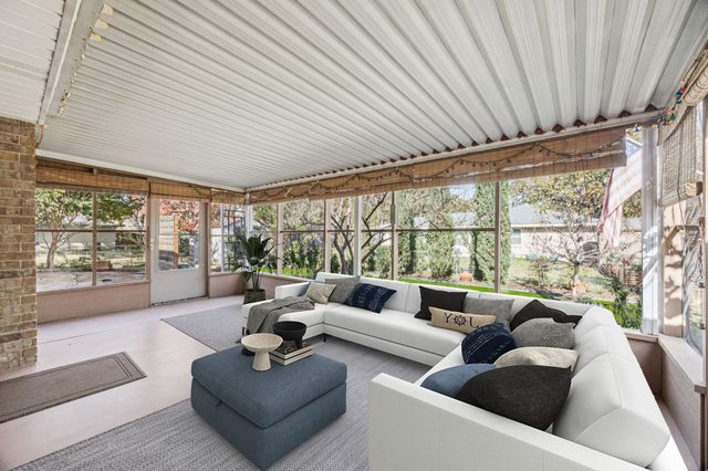 816 Donna Drive, Hurst, TX 76053