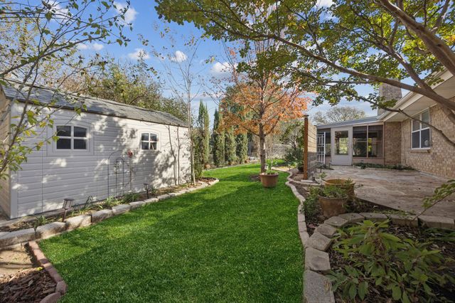 816 Donna Drive, Hurst, TX 76053