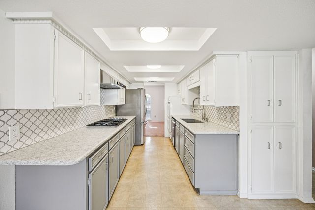 816 Donna Drive, Hurst, TX 76053