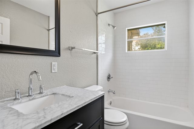 3524 South Drive, Fort Worth, TX 76109