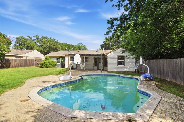 3524 South Drive, Fort Worth, TX 76109