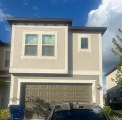 31881 BLUE PASSING LOOP, Wesley Chapel, FL 33545