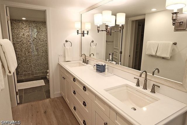 4041 Gulf Shore BLVD N 301, Naples, FL 34103