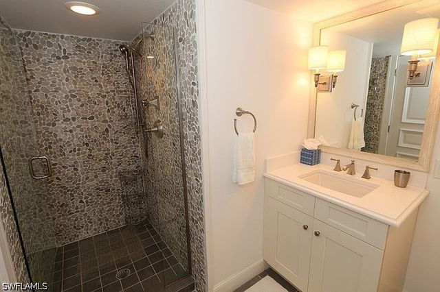 4041 Gulf Shore BLVD N 301, Naples, FL 34103