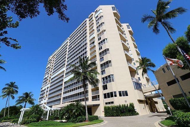 4041 Gulf Shore BLVD N 301, Naples, FL 34103