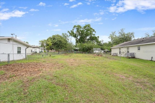 5540 8TH STREET, Zephyrhills, FL 33542