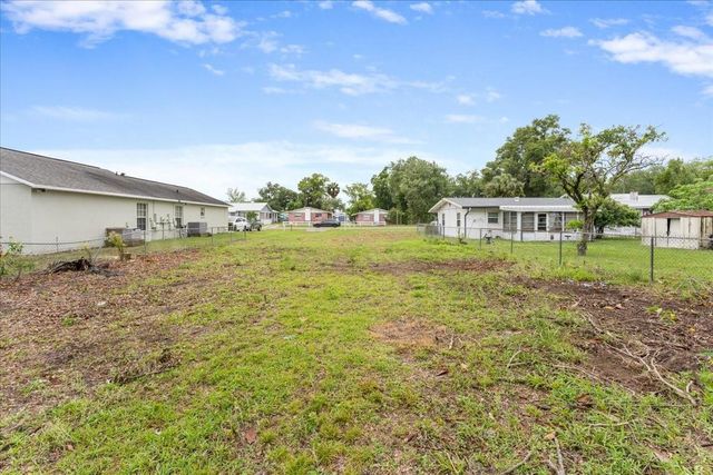 5540 8TH STREET, Zephyrhills, FL 33542