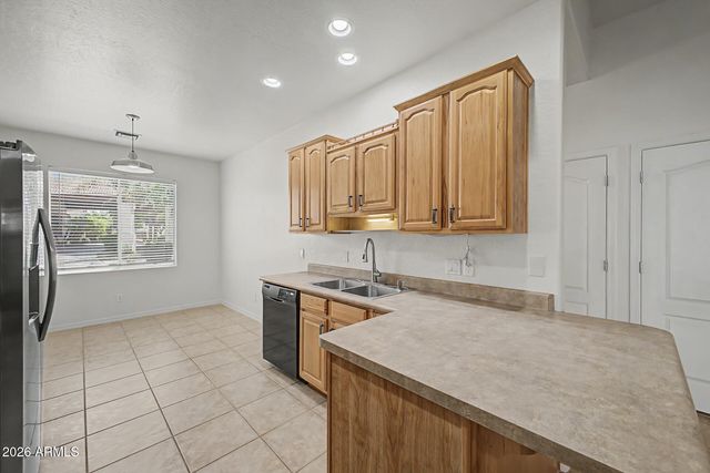 62 N WARREN Street, Mesa, AZ 85207