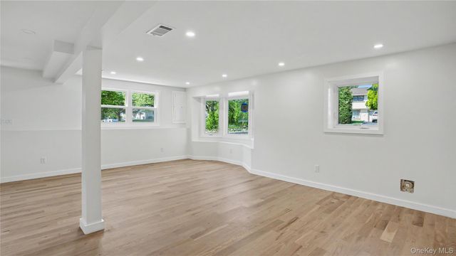 70 Yale Terrace, Blauvelt, NY 10913
