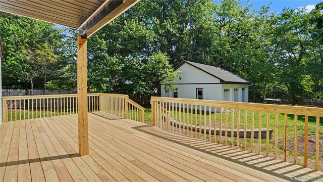 70 Yale Terrace, Blauvelt, NY 10913
