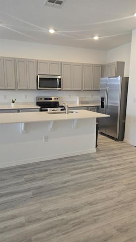 2613 OLYMPIC COURT, Davenport, FL 33837