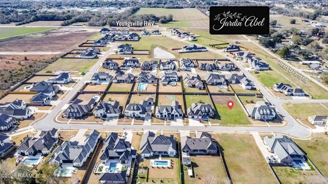 102 Stony Trek Drive, Youngsville, LA 70592