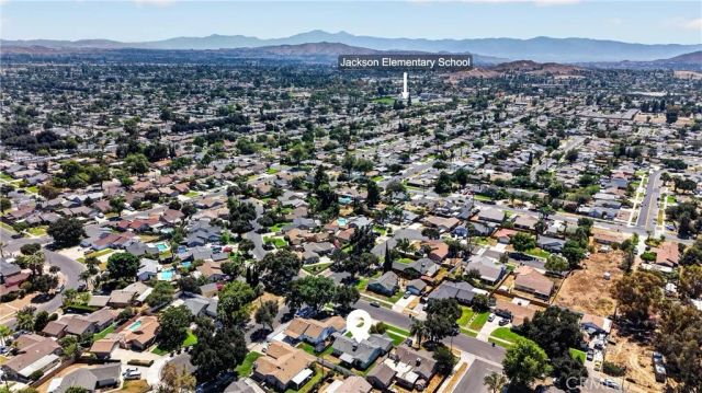 4737 Toyon Road, Riverside, CA 92504