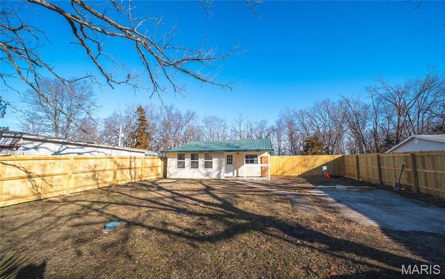 15775 Hallmark Lane, St Robert, MO 65584